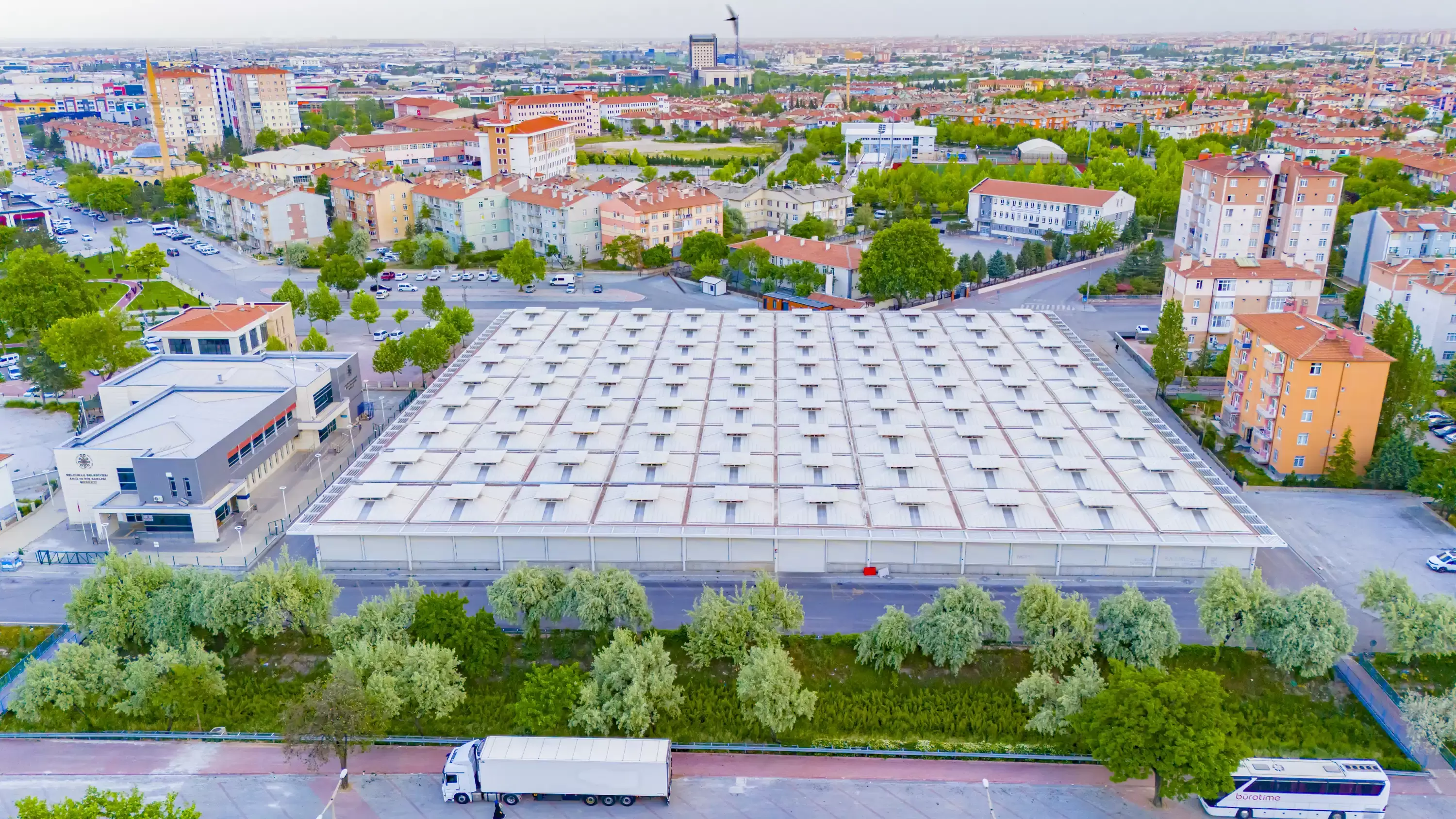 Dumlupınar Kapalı Pazar Alani